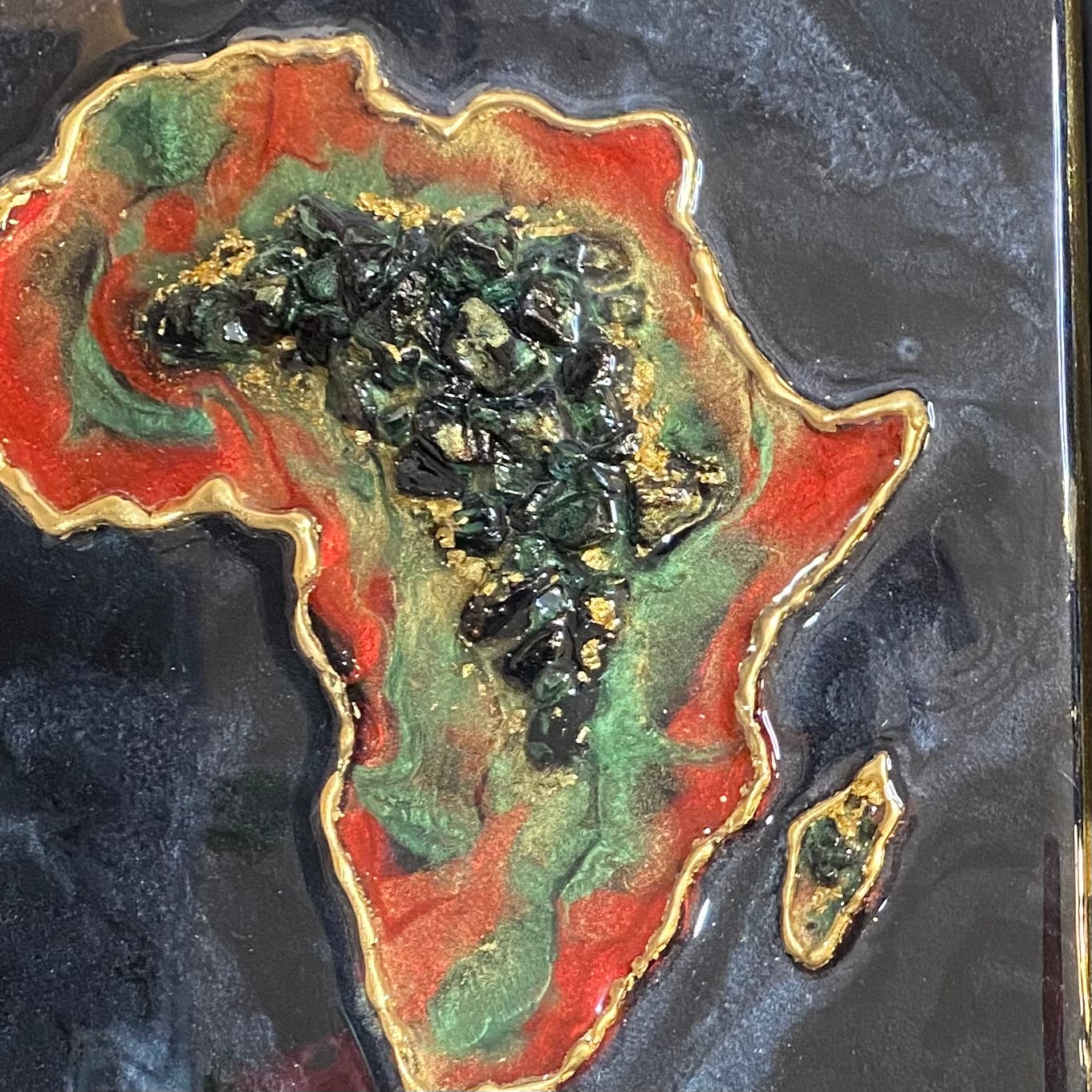 MINI AFRICA GEODE ARTWORK + AS SEEN ON MICHAELS